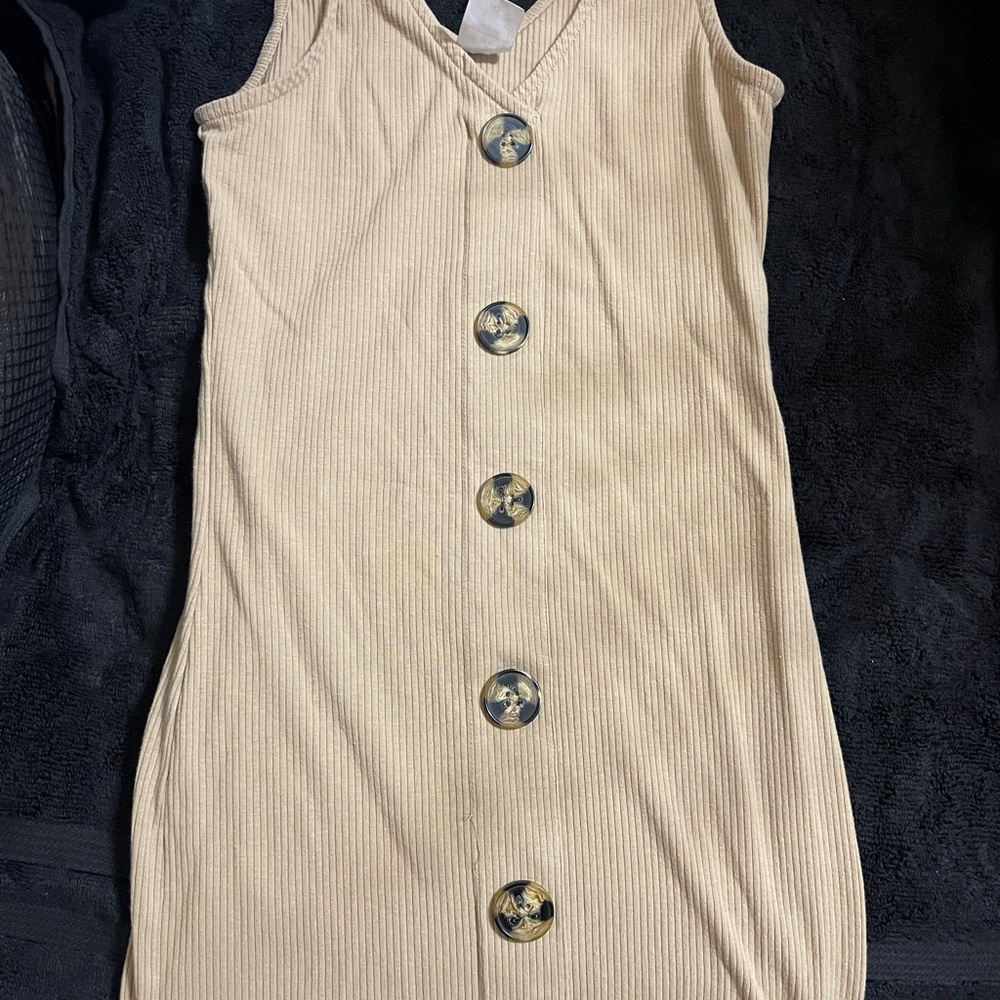 Sleeveless Beige Button-Down Dress